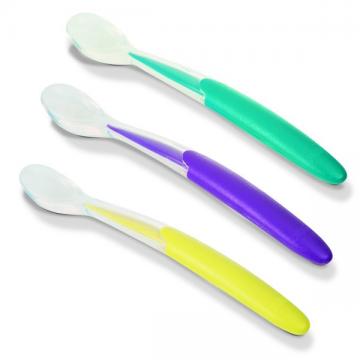 NUK - Vaisselle Cuill&egrave;re Souple en Silicone +4m Lot de 3
